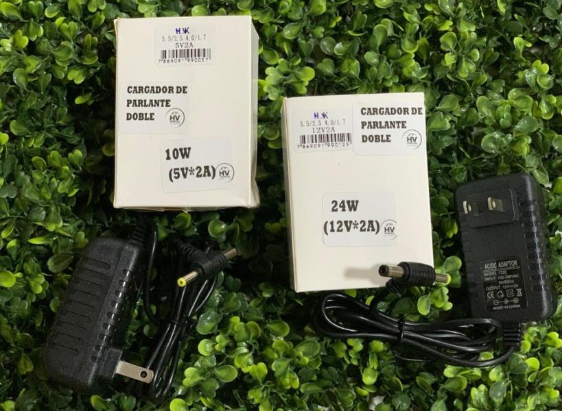 CARGADOR DOBLE ESPIGA PARLANTE (5.5 /2.5 4.0/1.7) 10W 5V 2A