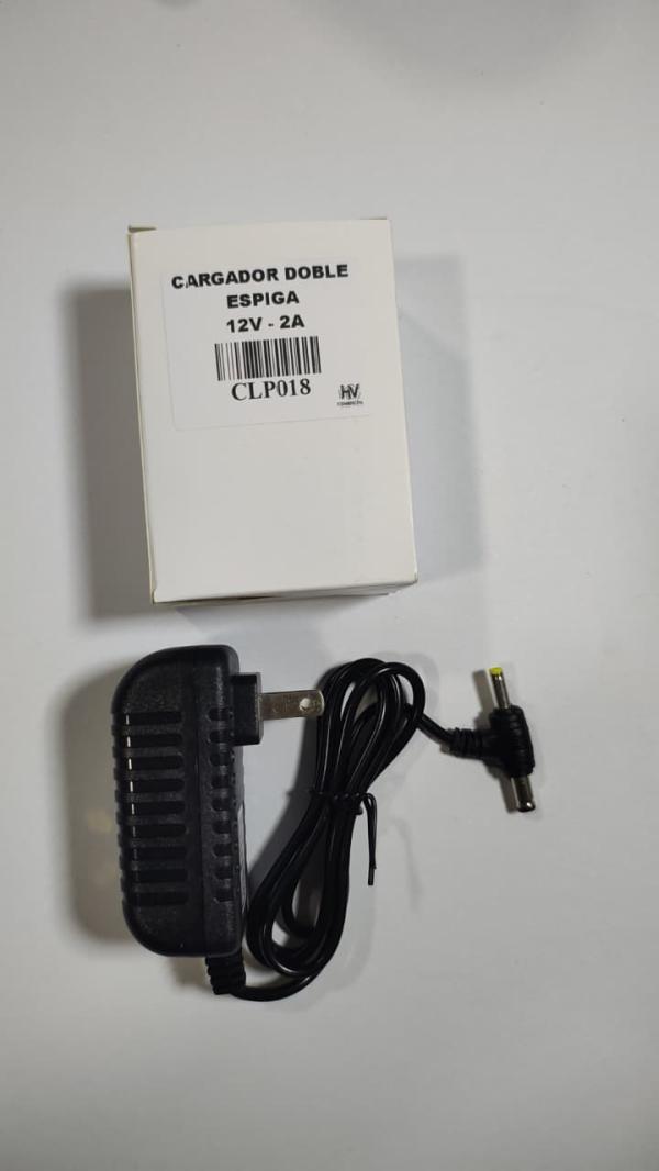 CARGADOR DOBLE ESPIGA PARLANTE 12V - 2A