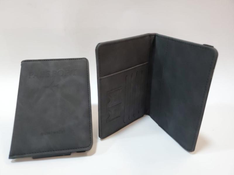 ESTUCHE PARA PASAPORTE