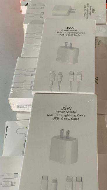 CARGADOR IPHONE. 35W DOS CABLES 3.90 TIPO C A LIGHTNING/ TIPO-C A TIPO C